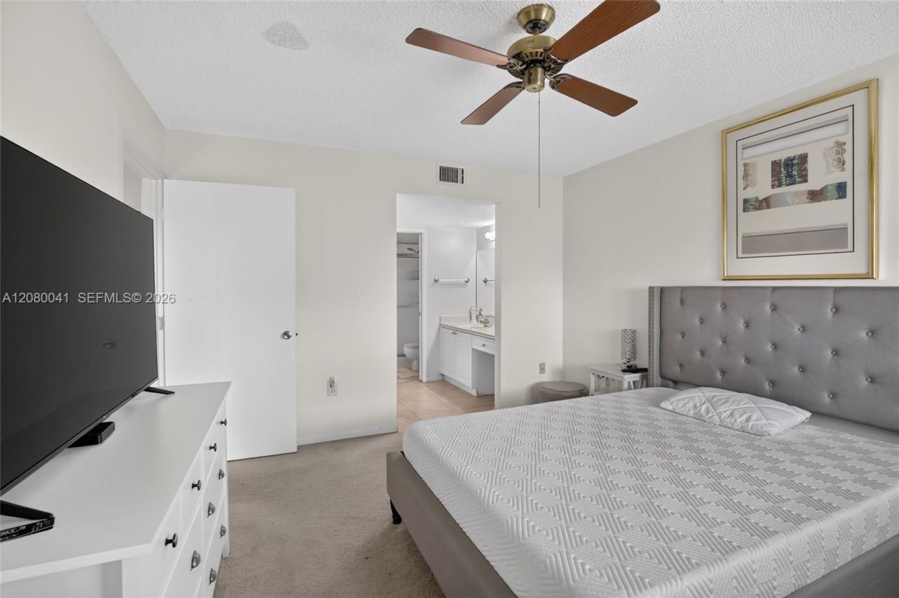 Please Call For Address, Unit 404M, Pembroke Pines, FL 33027 Photo