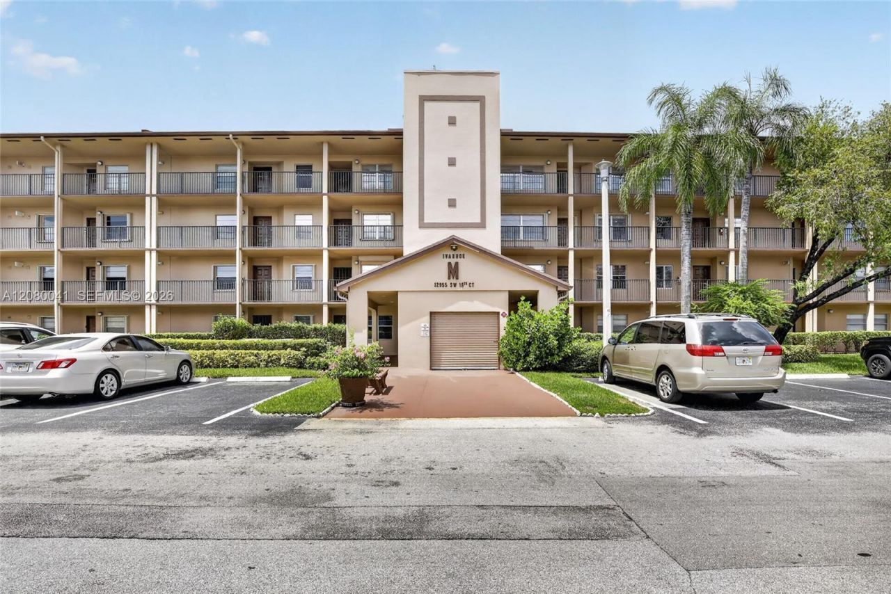 Please Call For Address, Unit 404M, Pembroke Pines, FL 33027 Photo