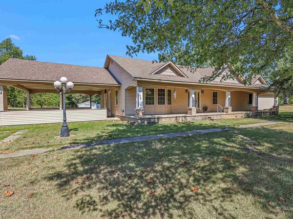 1906 HWY 70, Glenwood, AR 71943