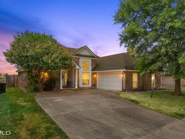 2309 W Belle Haven Drive, Bossier City, LA 71111