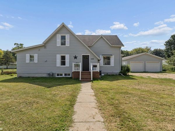 645 W 6th Street, Garner, IA 50438