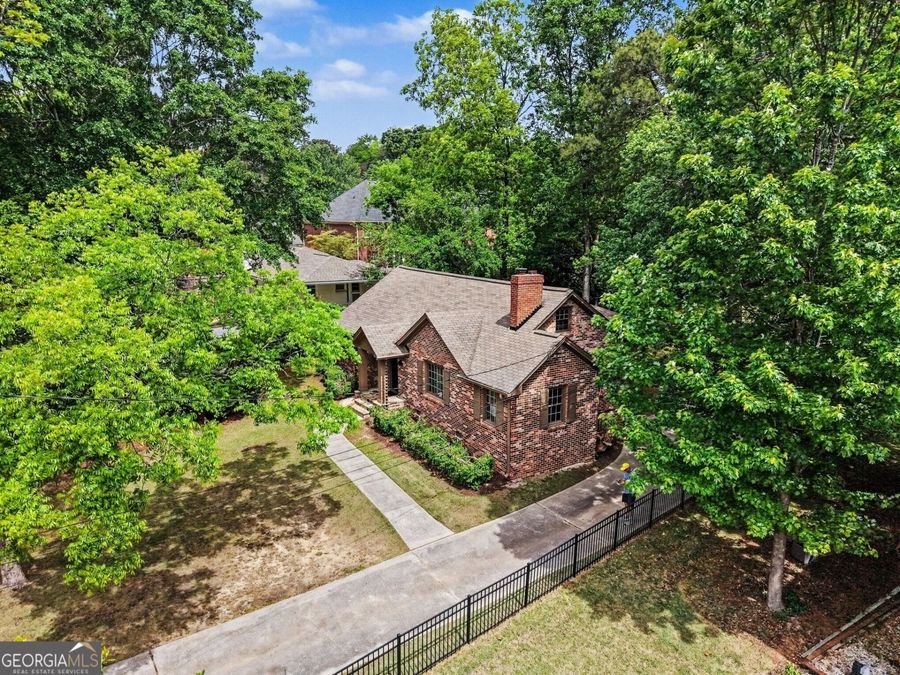 Property Image 9