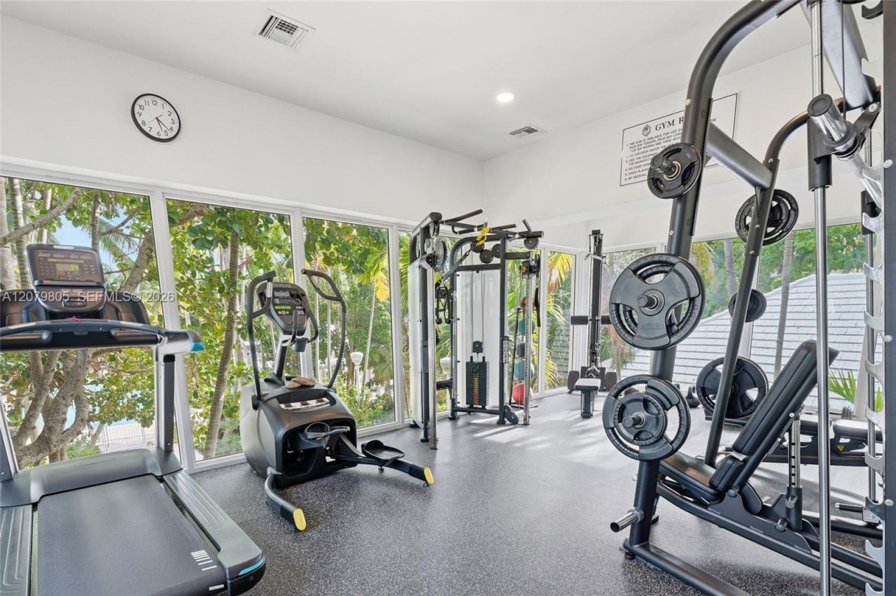 770 NE 69th St , Unit 2B, Miami, FL 33138 Photo