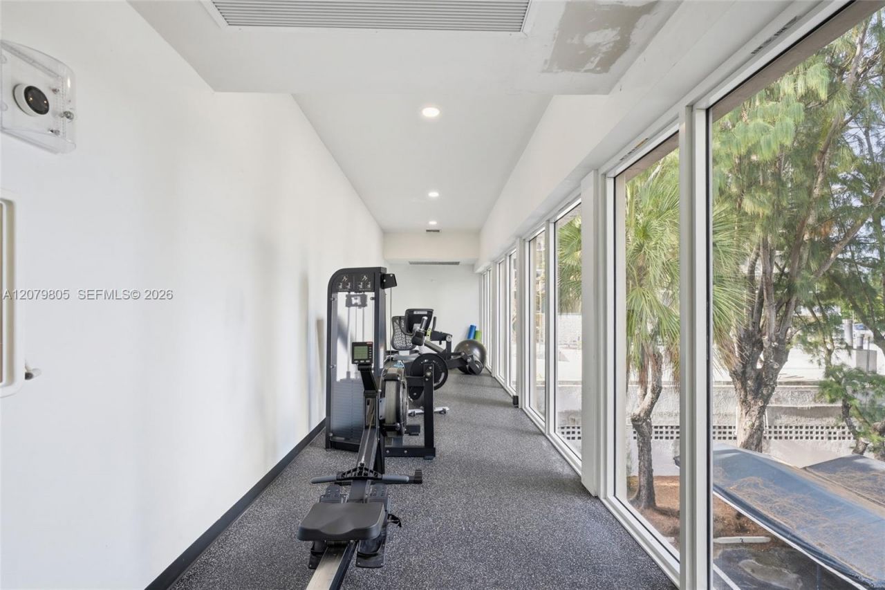 770 NE 69th St , Unit 2B, Miami, FL 33138 Photo