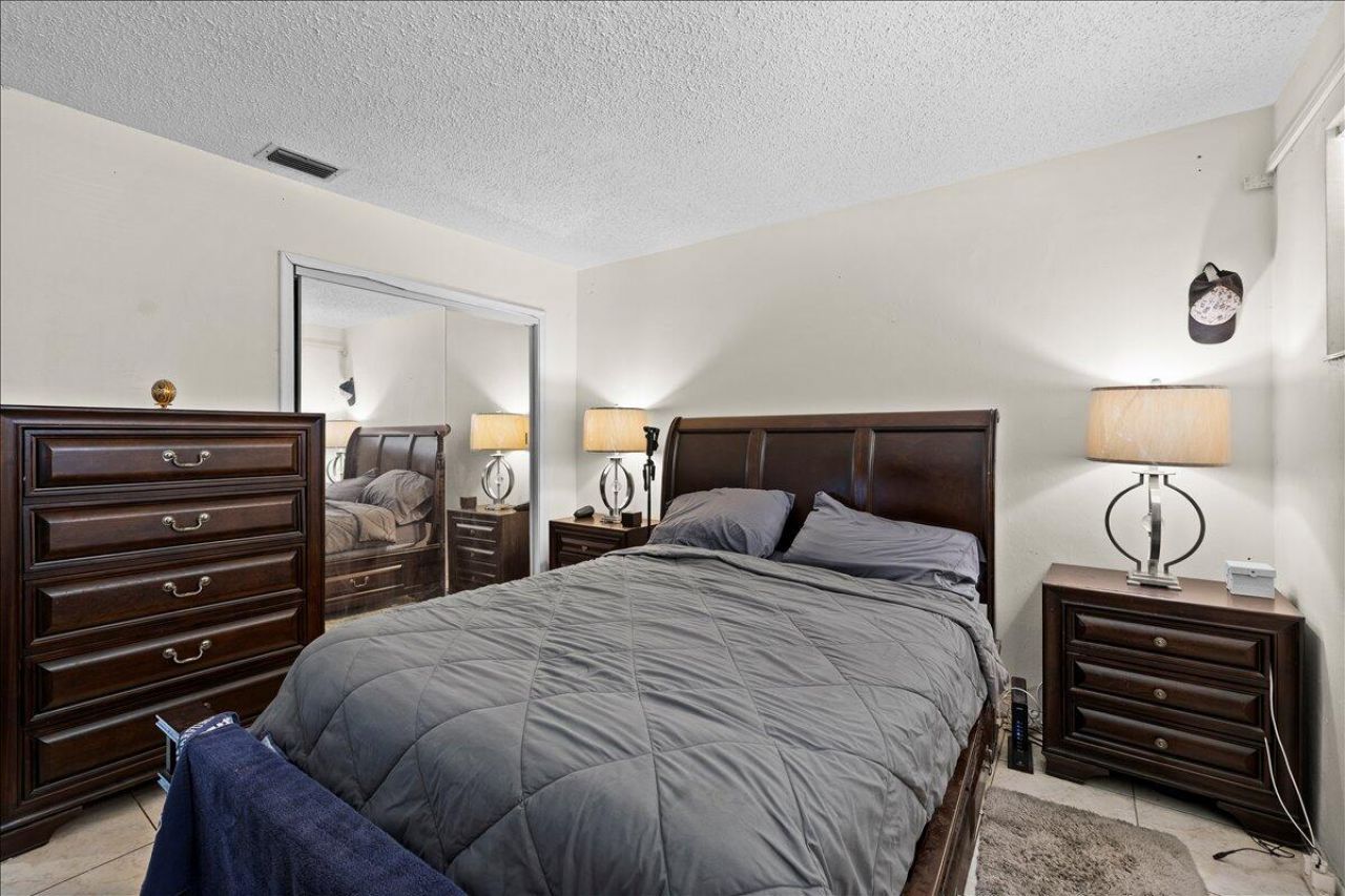 8407 NW 25th Court, Sunrise, FL 33322 Photo