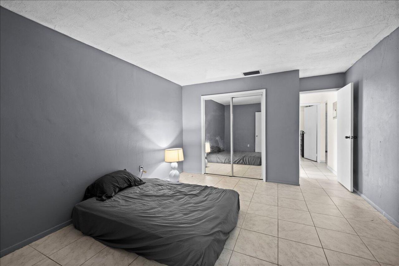 8407 NW 25th Court, Sunrise, FL 33322 Photo