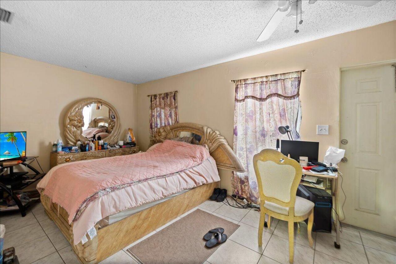 8407 NW 25th Court, Sunrise, FL 33322 Photo