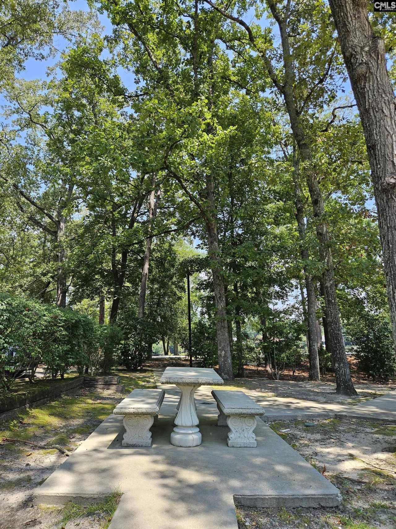 96 Ligustrum Lane  Photo 23