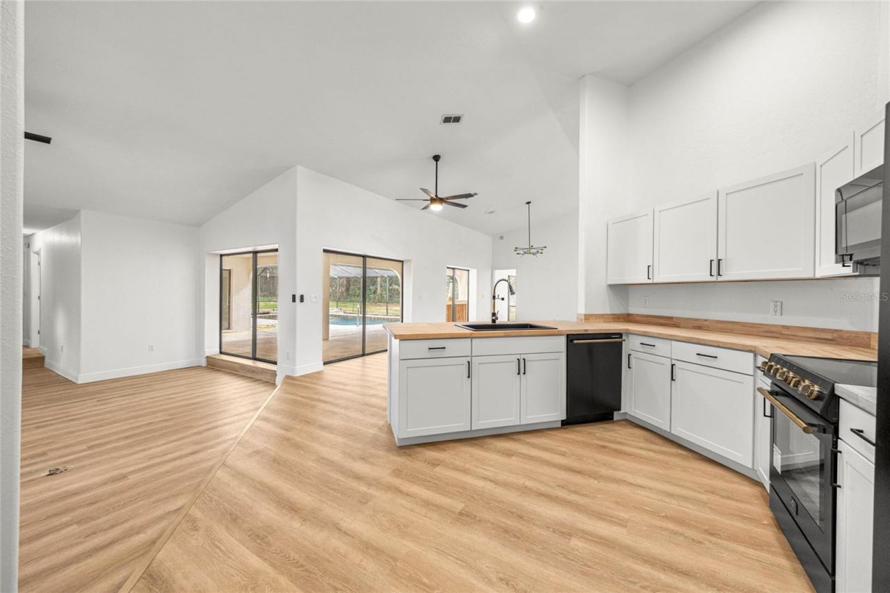 375 N Highview Avenue , Hernando, FL 34442 Photo