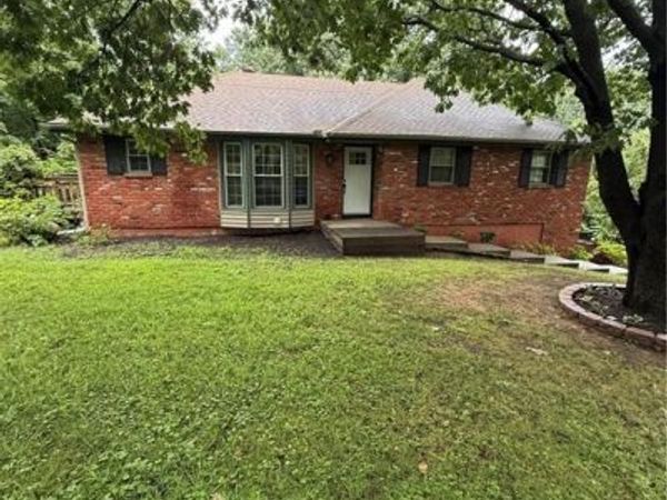 5436 N Hardesty Avenue, Kansas City, MO 64119