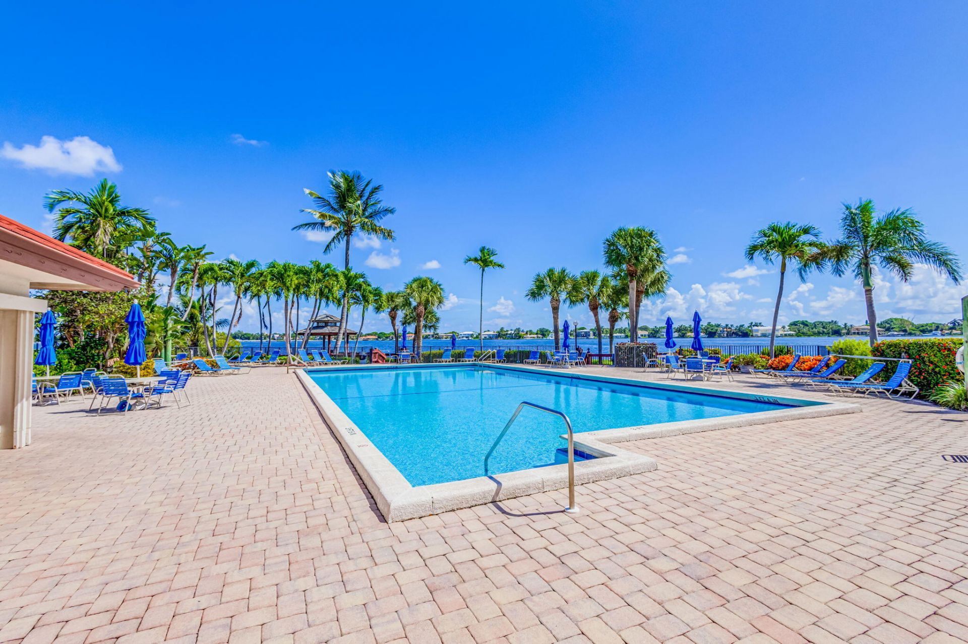 103 Half Moon Circle, Unit H1, Hypoluxo, FL 33462 Photo