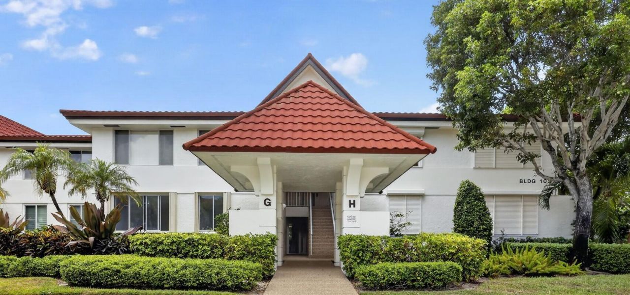 103 Half Moon Circle, Unit H1, Hypoluxo, FL 33462 Photo