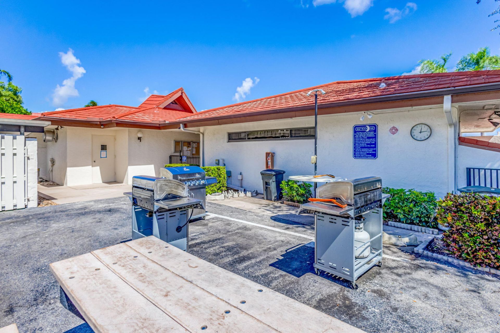 103 Half Moon Circle, Unit H1, Hypoluxo, FL 33462 Photo