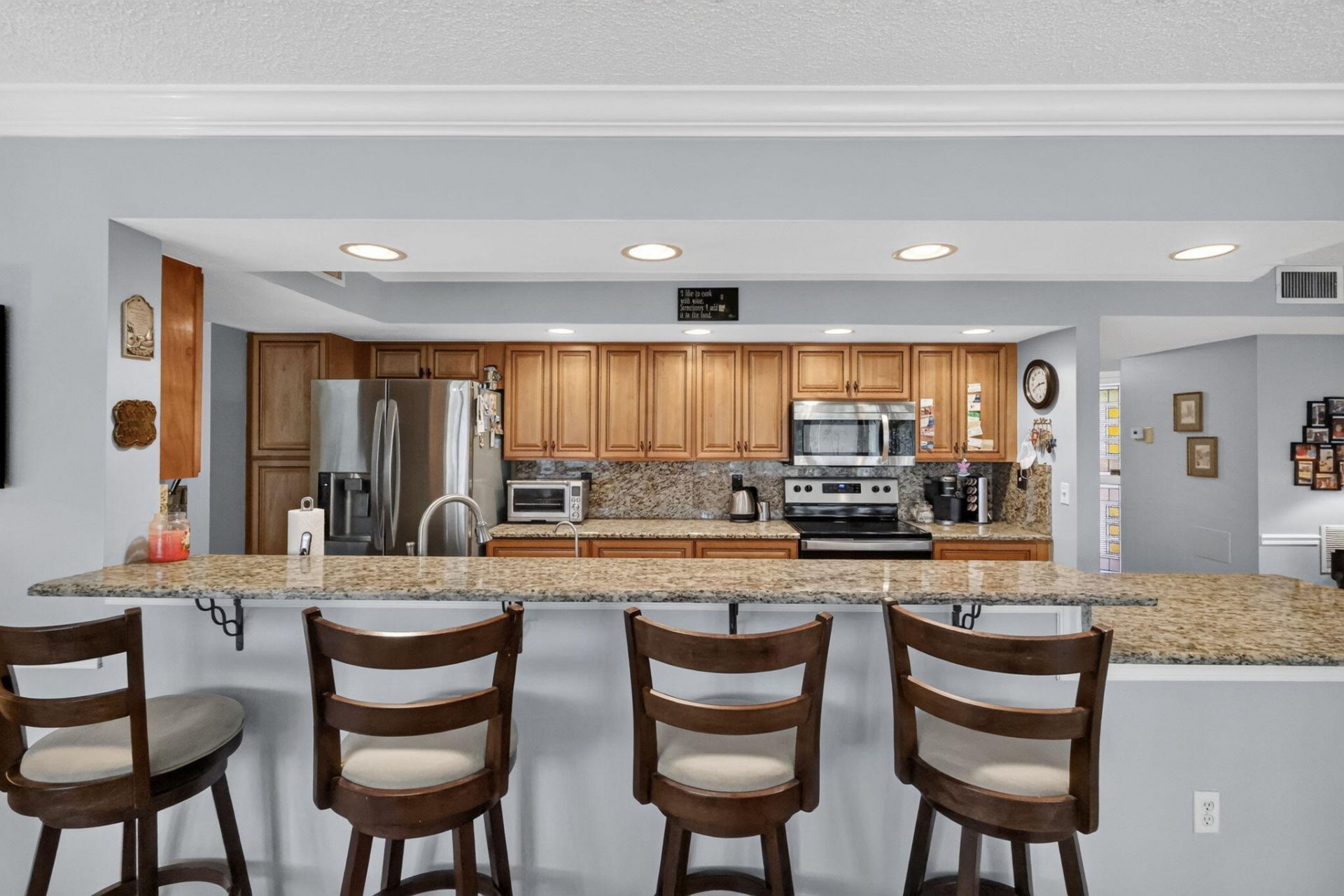 103 Half Moon Circle, Unit H1, Hypoluxo, FL 33462 Photo