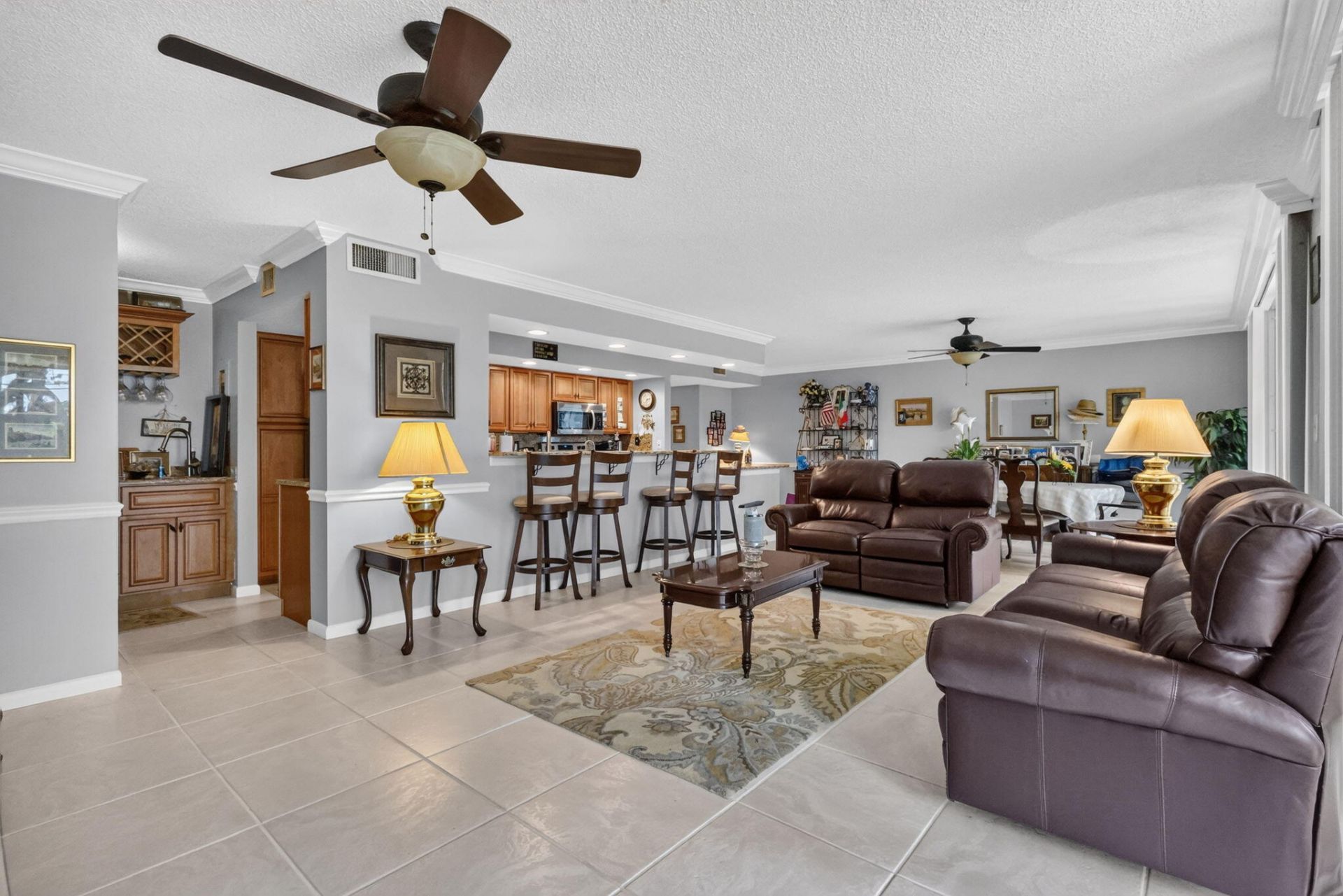 103 Half Moon Circle, Unit H1, Hypoluxo, FL 33462 Photo