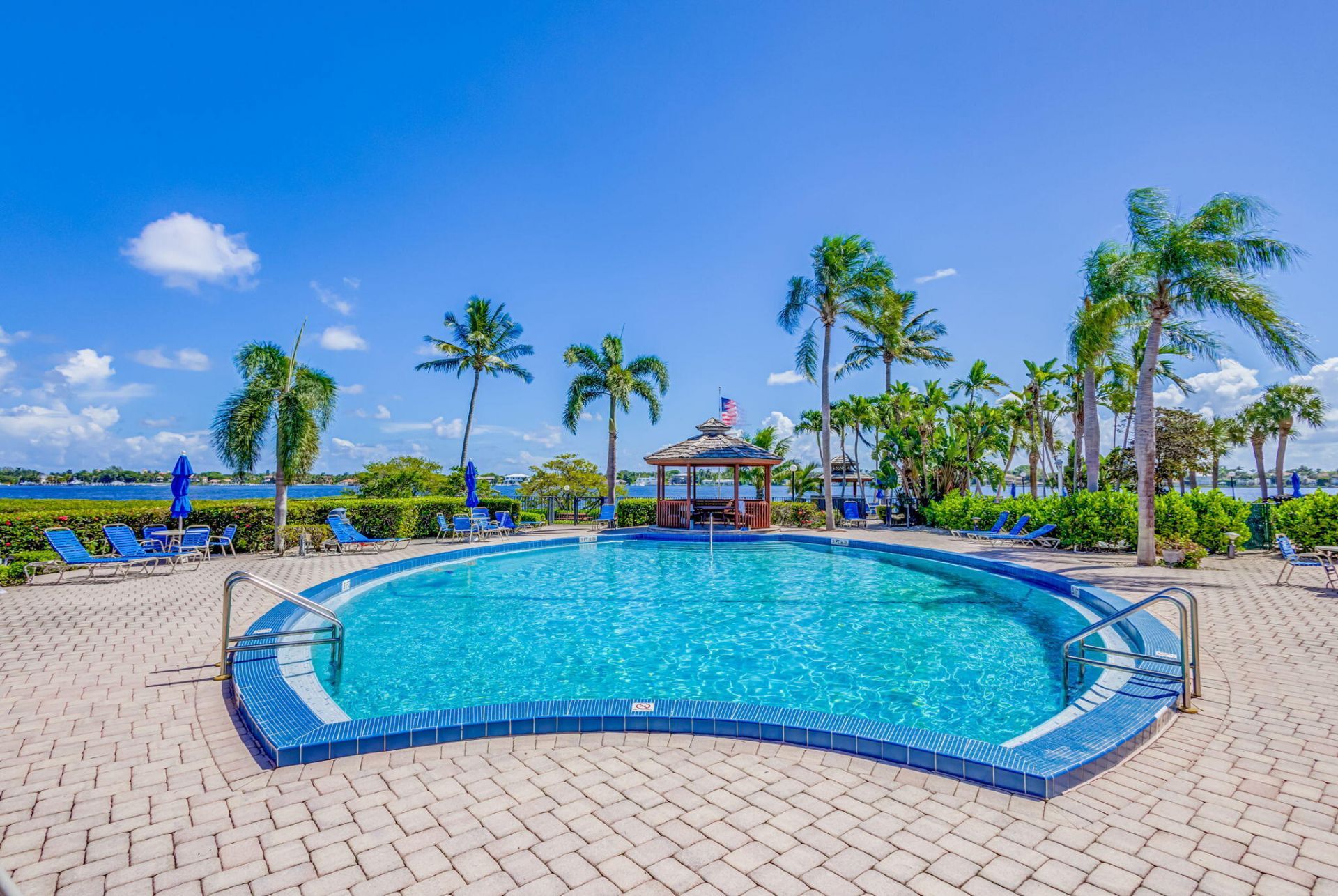 103 Half Moon Circle, Unit H1, Hypoluxo, FL 33462 Photo