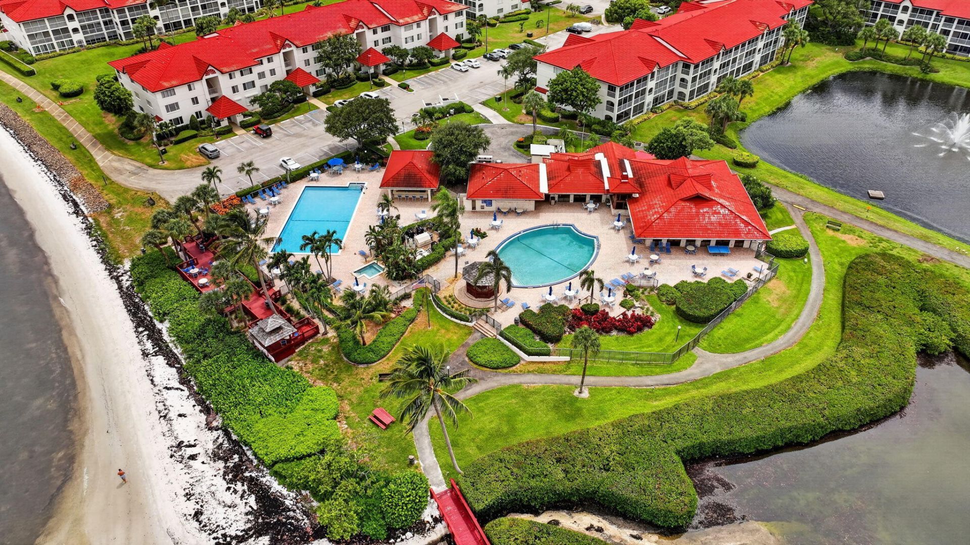 103 Half Moon Circle, Unit H1, Hypoluxo, FL 33462 Photo