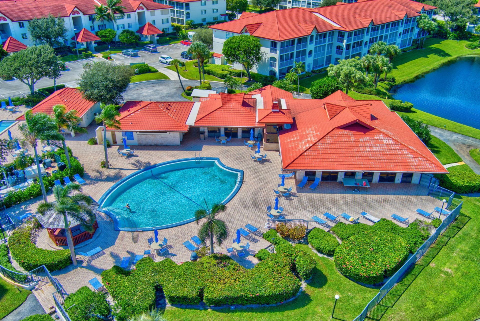 103 Half Moon Circle, Unit H1, Hypoluxo, FL 33462 Photo
