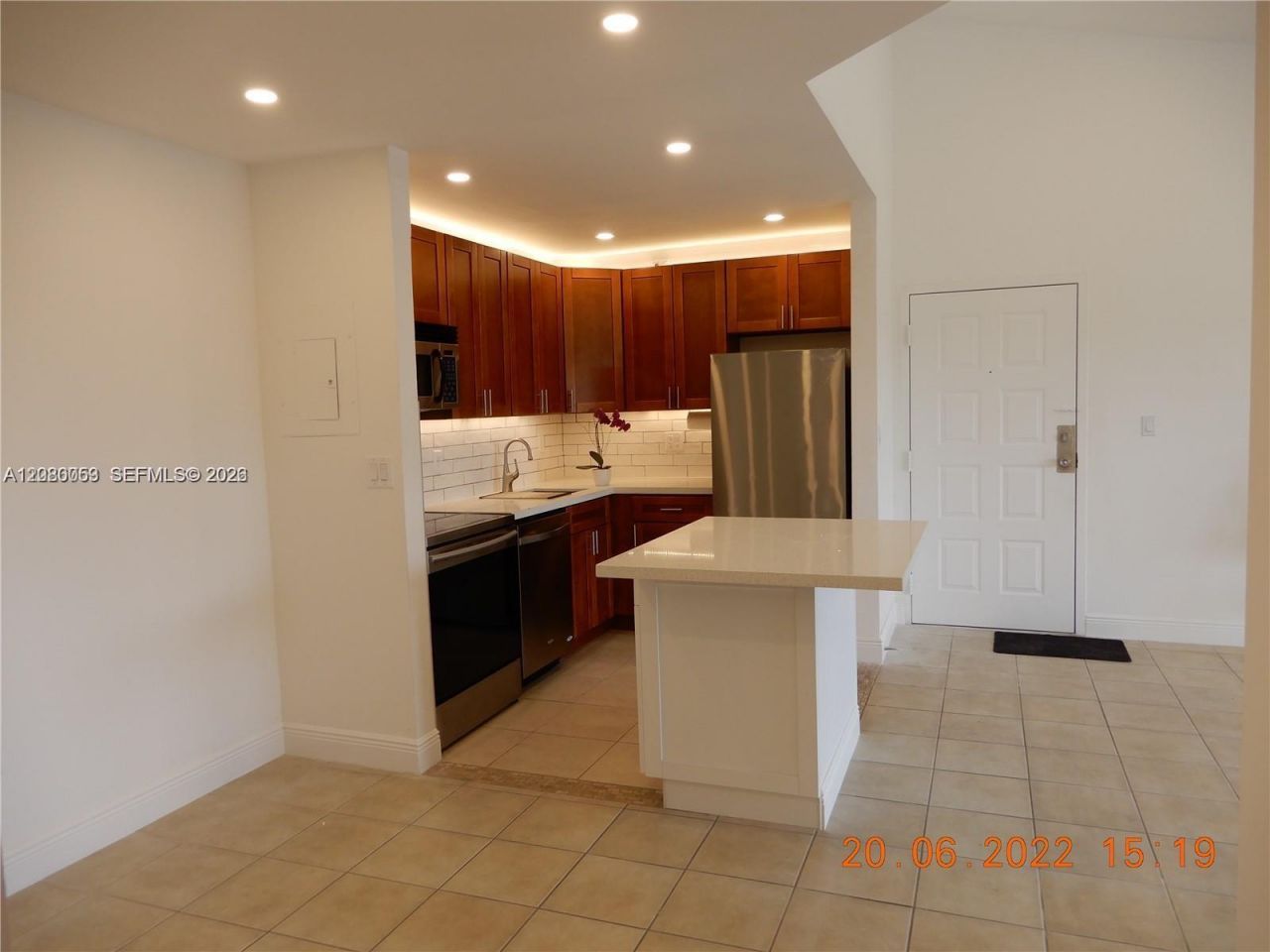 7175 NW 179th St, Unit 307, Hialeah, FL 33015 Photo