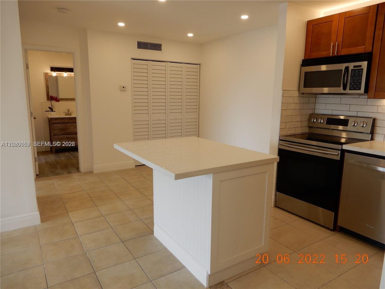 7175 NW 179th St, Unit 307, Hialeah, FL 33015 Photo