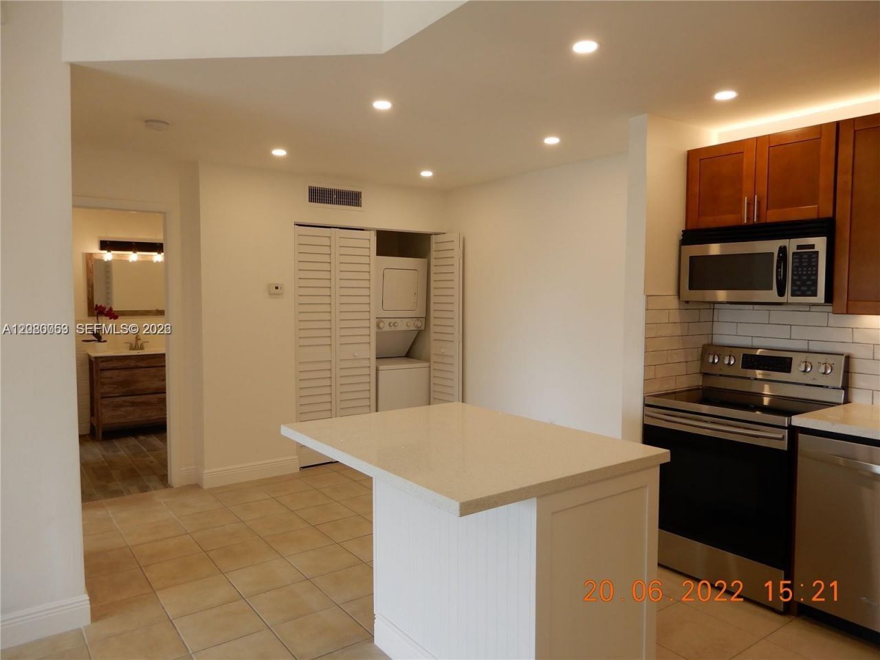 7175 NW 179th St, Unit 307, Hialeah, FL 33015 Photo