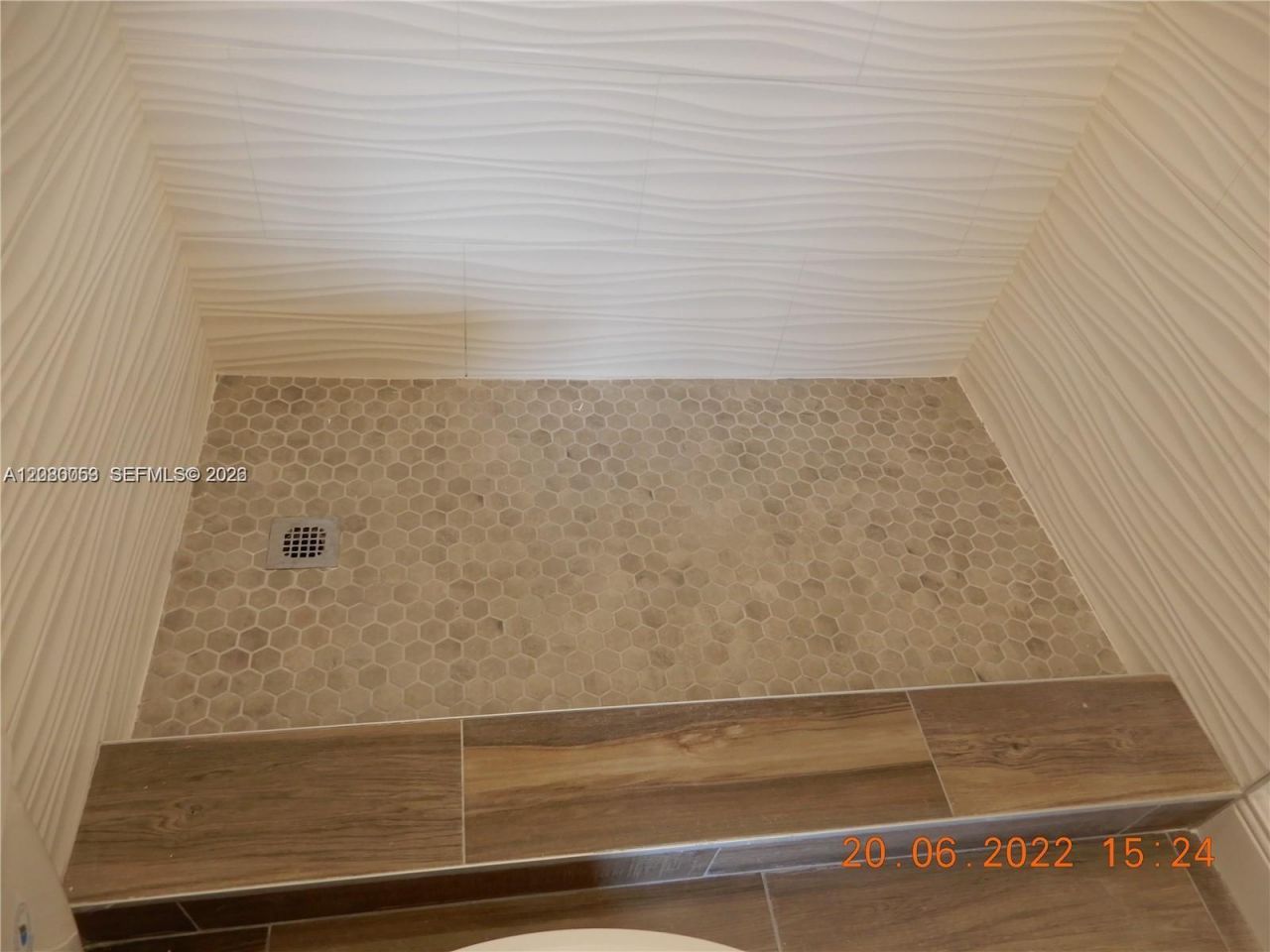 7175 NW 179th St, Unit 307, Hialeah, FL 33015 Photo