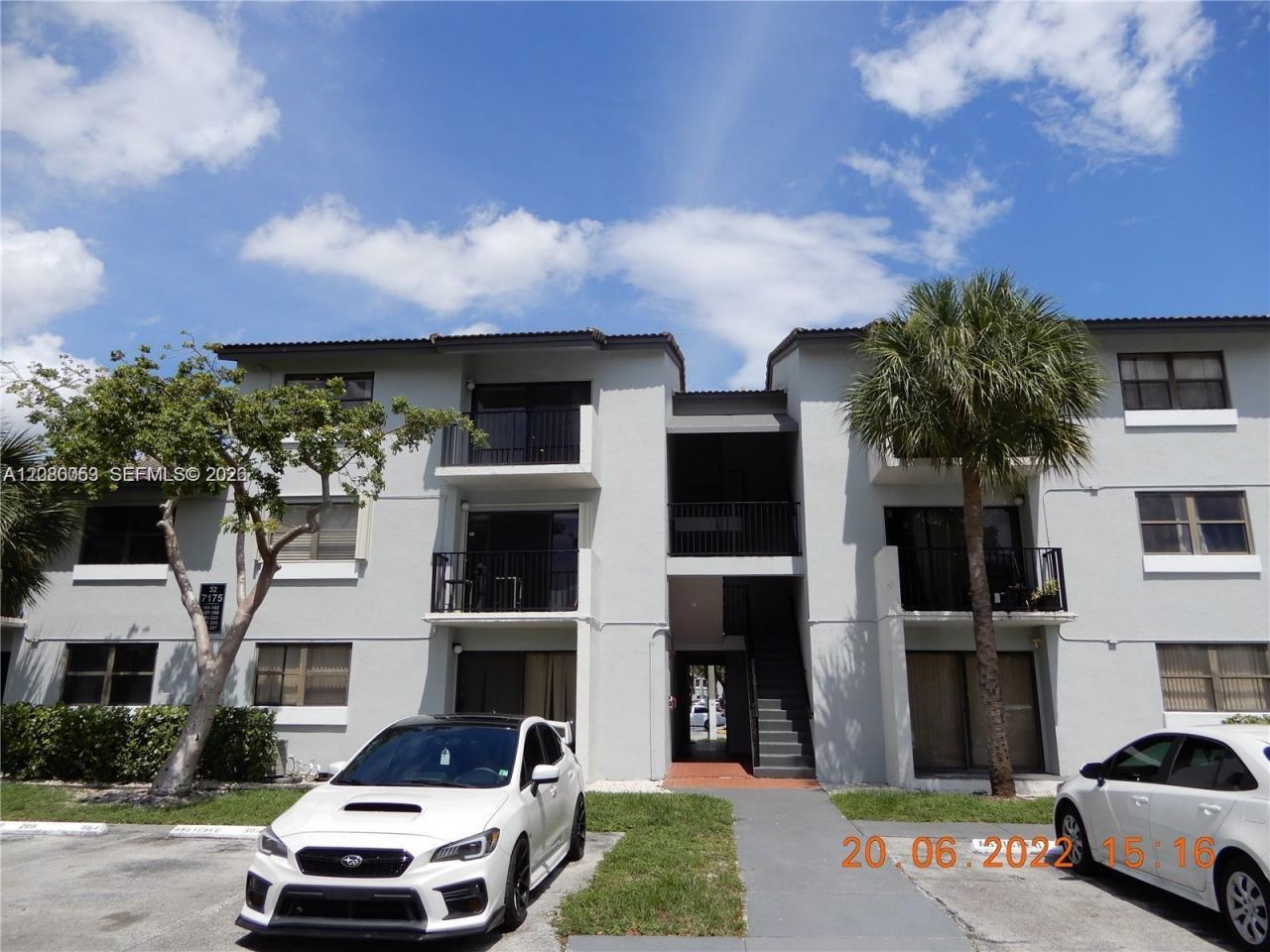 7175 NW 179th St, Unit 307, Hialeah, FL 33015 Photo