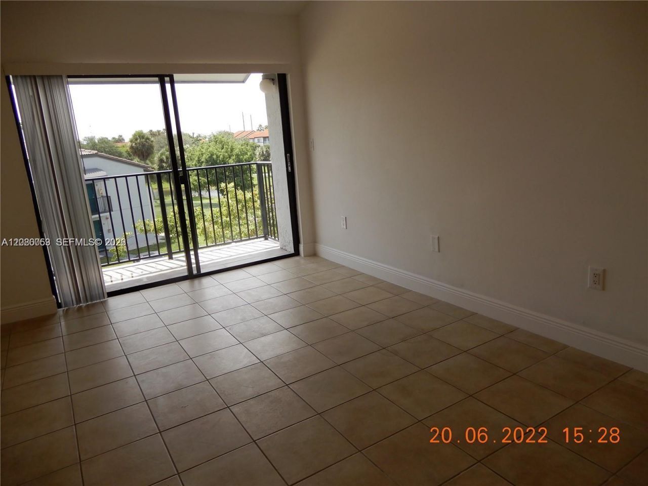 7175 NW 179th St, Unit 307, Hialeah, FL 33015 Photo