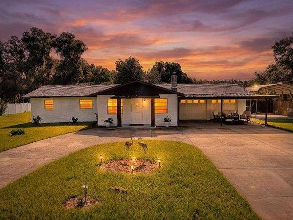 1701 N STONE STREET , DELAND, FL 32720
