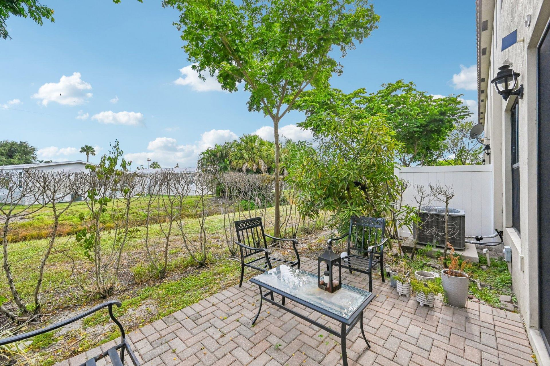 2025 Oysterwood Lane, Riviera Beach, FL 33410 Photo