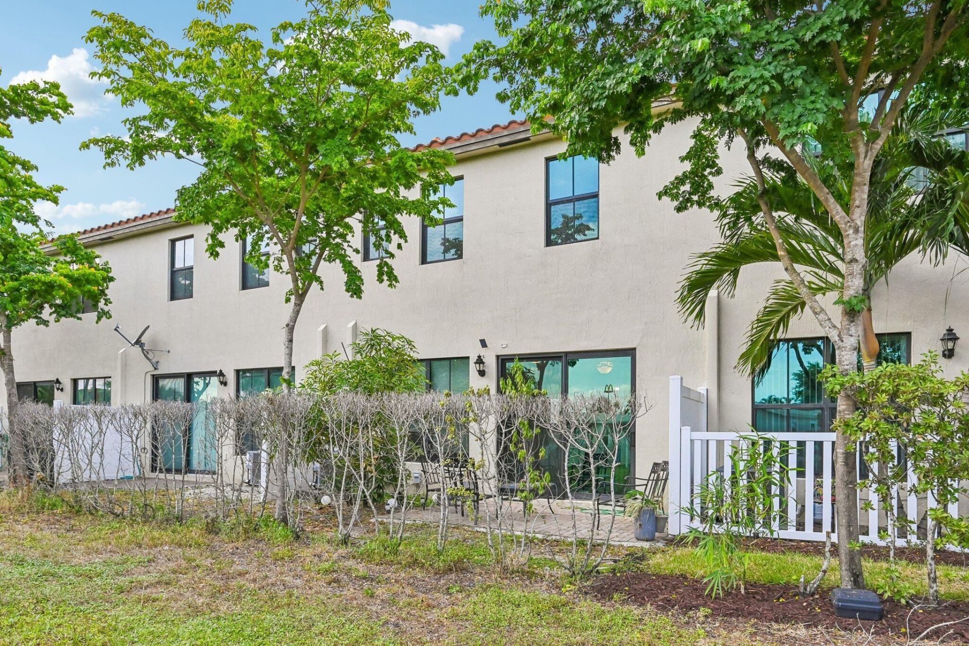 2025 Oysterwood Lane, Riviera Beach, FL 33410 Photo
