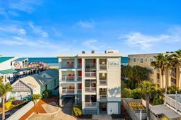 1116 Ocean Boulevard photo 4
