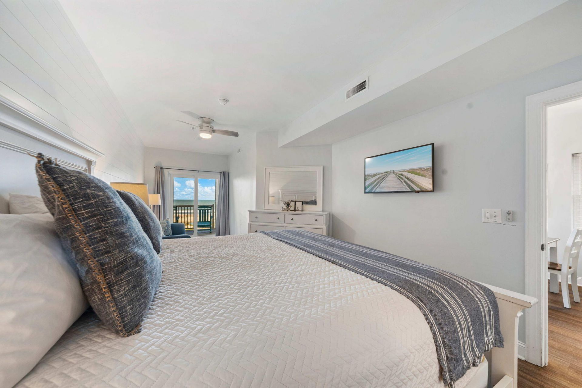 1116 Ocean Boulevard Photo 43