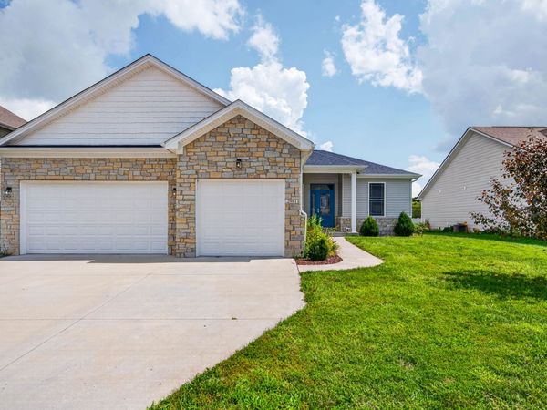 2981 Daylily Drive , Columbus, IN 47201
