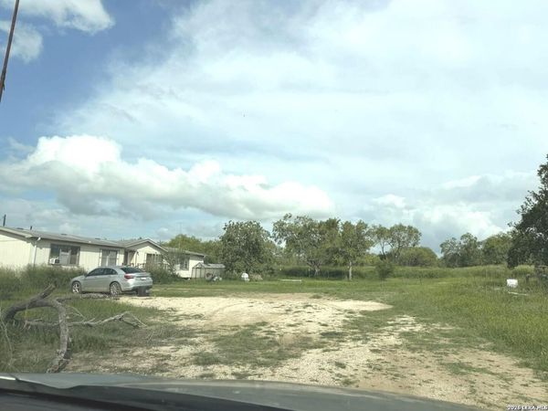 24976 Private Road 466, Mathis, TX 78368