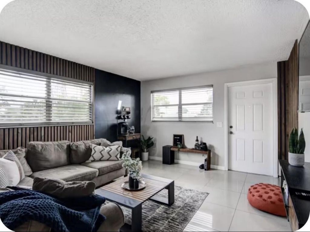 124 Walker Avenue, Greenacres, FL 33463 Photo