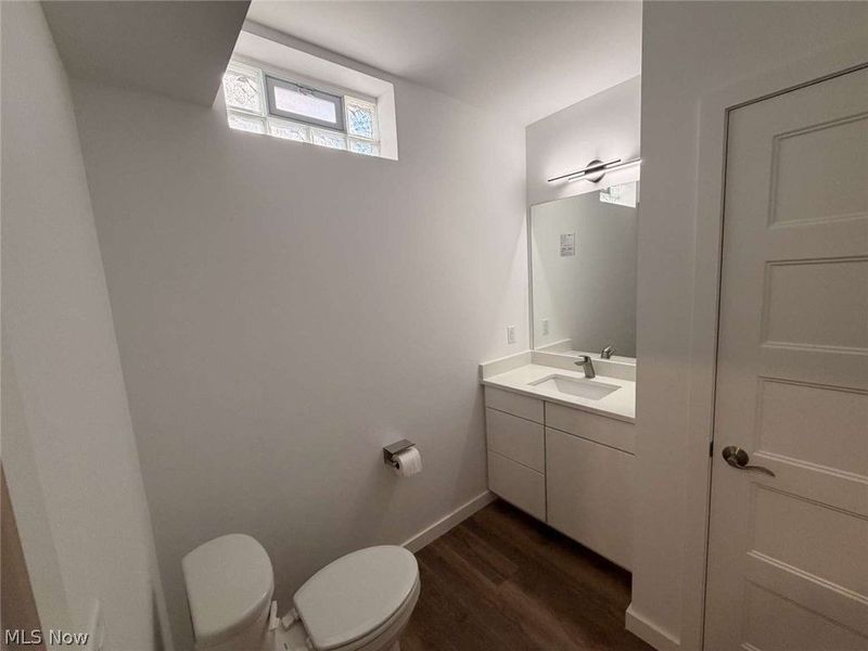 1872 W 57th Street, Cleveland, OH 44102 Photo 42