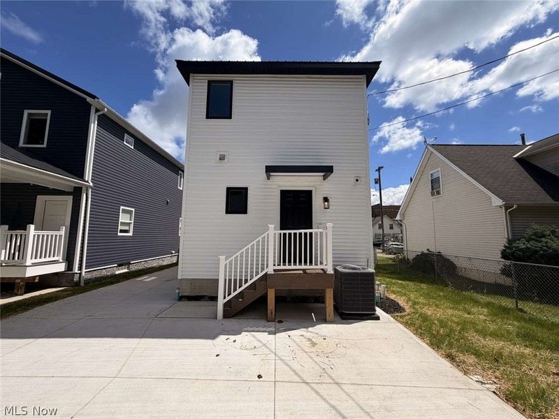 1872 W 57th Street, Cleveland, OH 44102 Photo 6