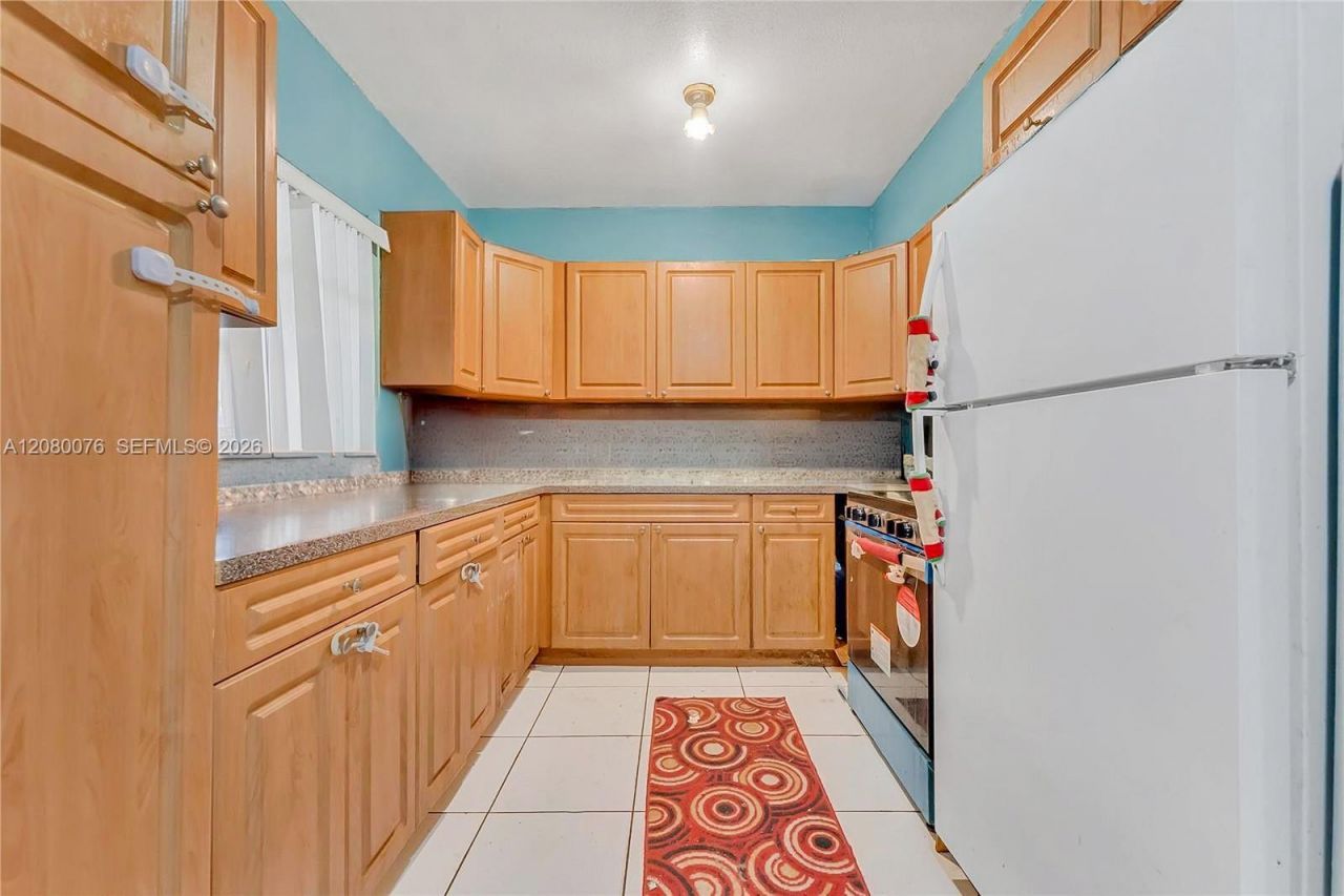 503 NW 43rd Pl , Miami, FL 33126 Photo