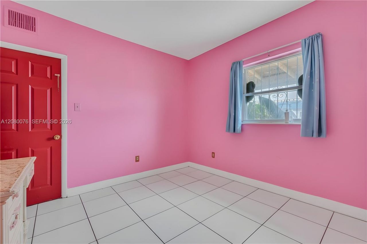 503 NW 43rd Pl , Miami, FL 33126 Photo
