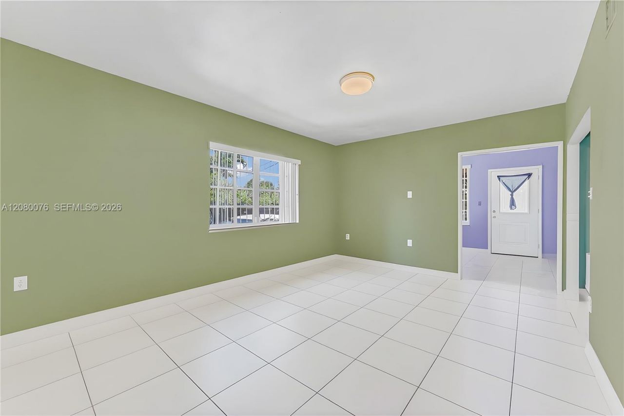 503 NW 43rd Pl , Miami, FL 33126 Photo