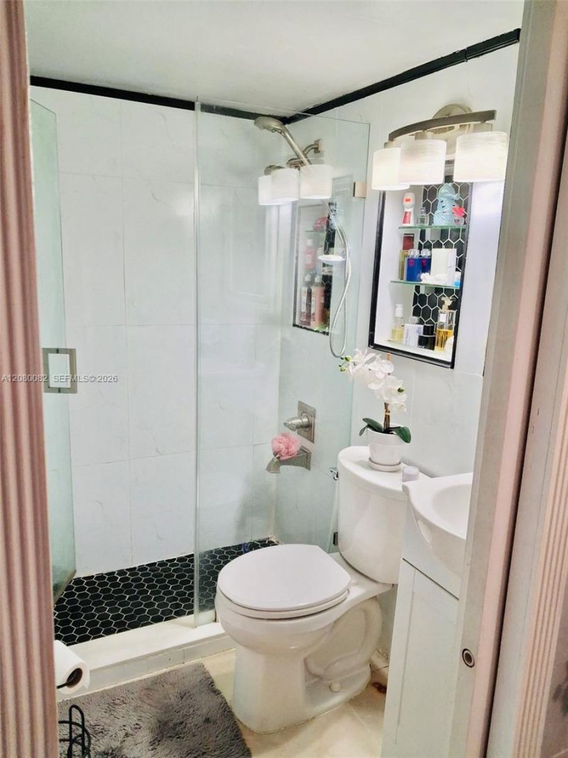 11741 SW 18th St, Unit 7-32, Miami, FL 33175 Photo