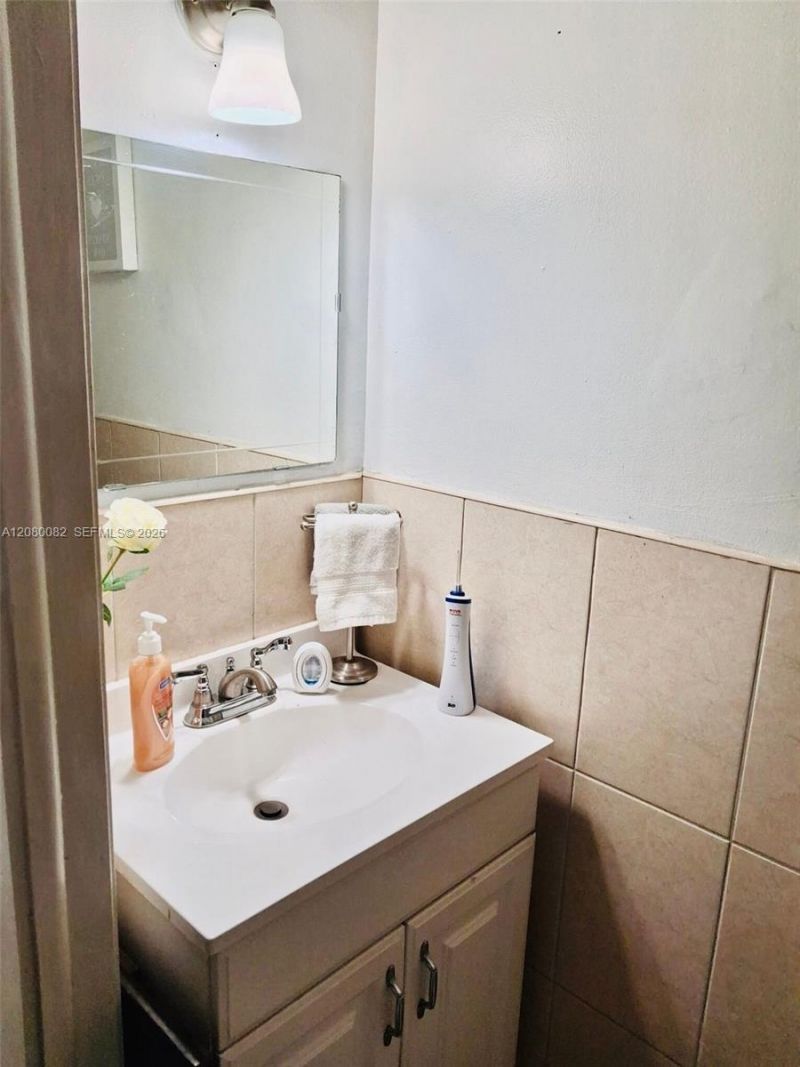 11741 SW 18th St, Unit 7-32, Miami, FL 33175 Photo