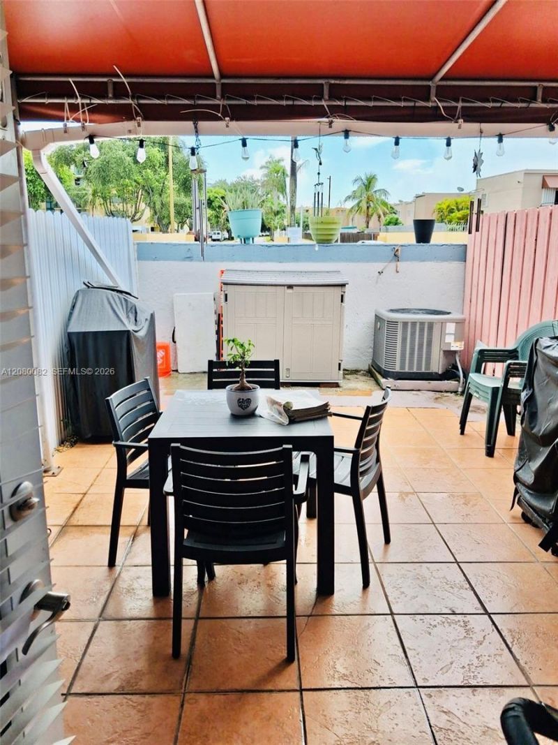 11741 SW 18th St, Unit 7-32, Miami, FL 33175 Photo
