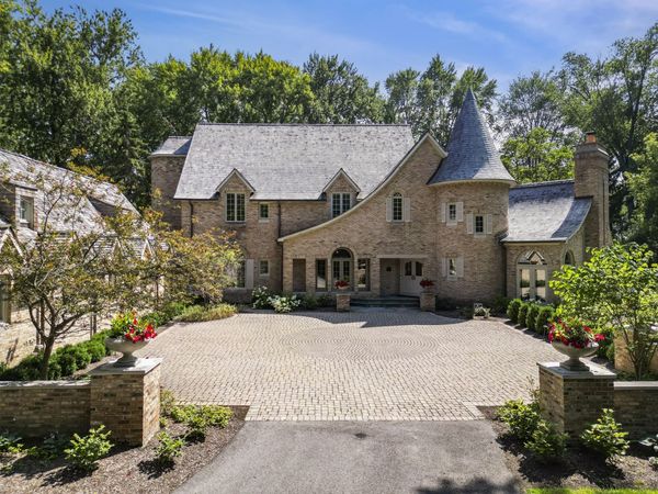 285 W Westminster Avenue , Lake Forest, IL 60045
