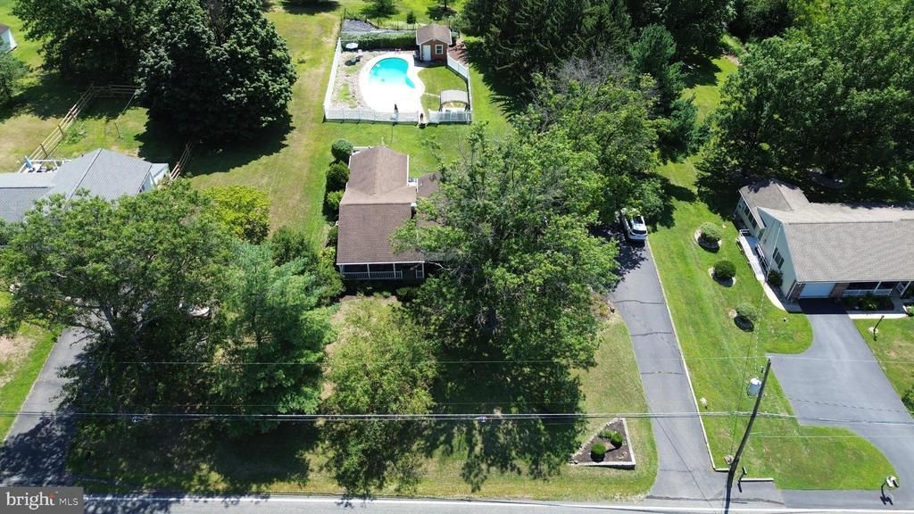 2862 New Hanover Square Road, Gilbertsville, PA 19525 Main Photo