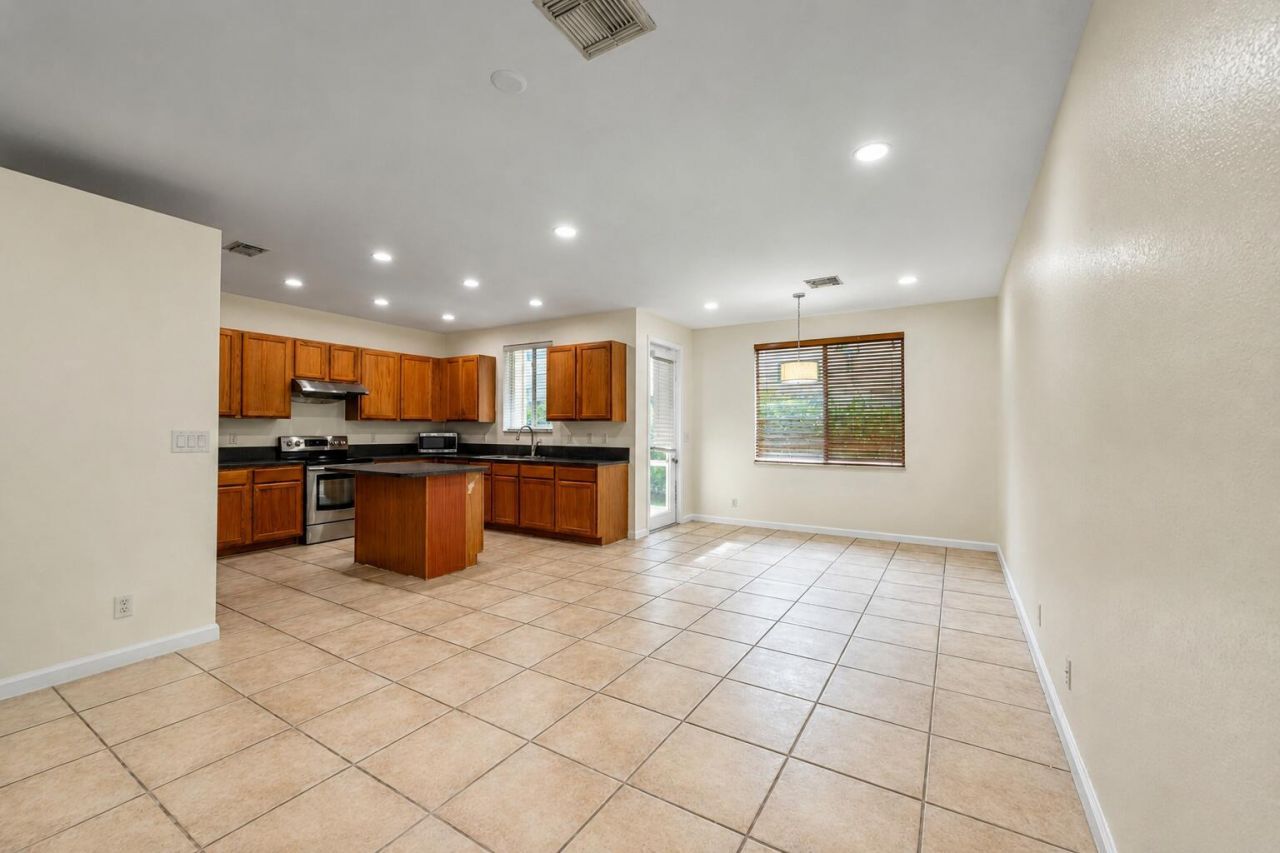 2789 S Evergreen Circle, Boynton Beach, FL 33426 Photo