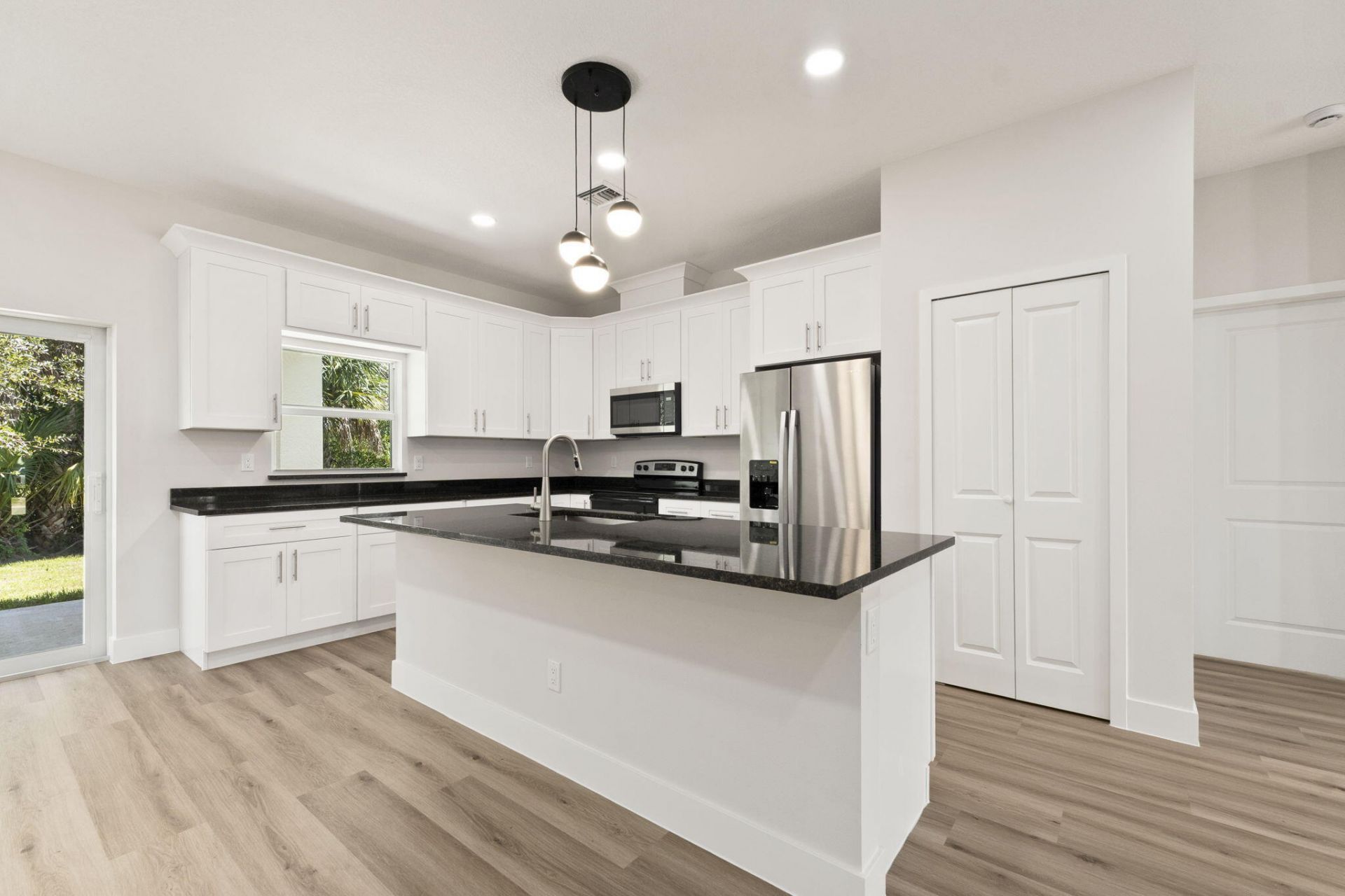 5310 Sunset Boulevard, Fort Pierce, FL 34982 Photo