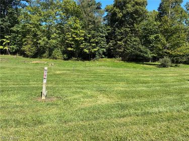 Concord Drive, East Palestine, OH 44413