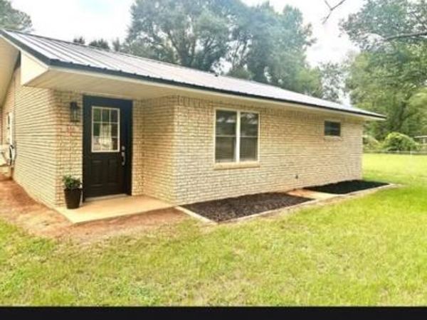616 SW B , Antlers, OK 74523